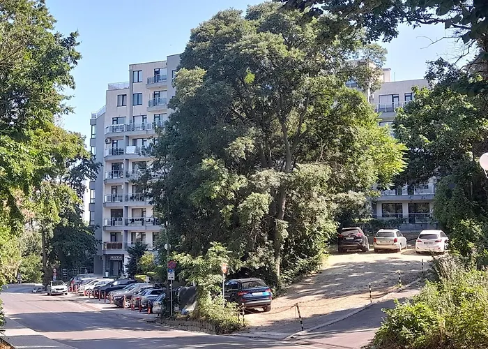 Golden Maria Yalta Complex *